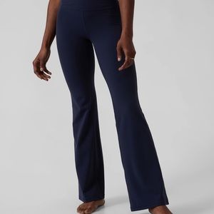 Athleta Elation Navy Flare Pant Size XXS